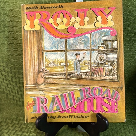 Ruth Ainsworth Roly the Railroad Mouse children’s book - Picture 1 of 4